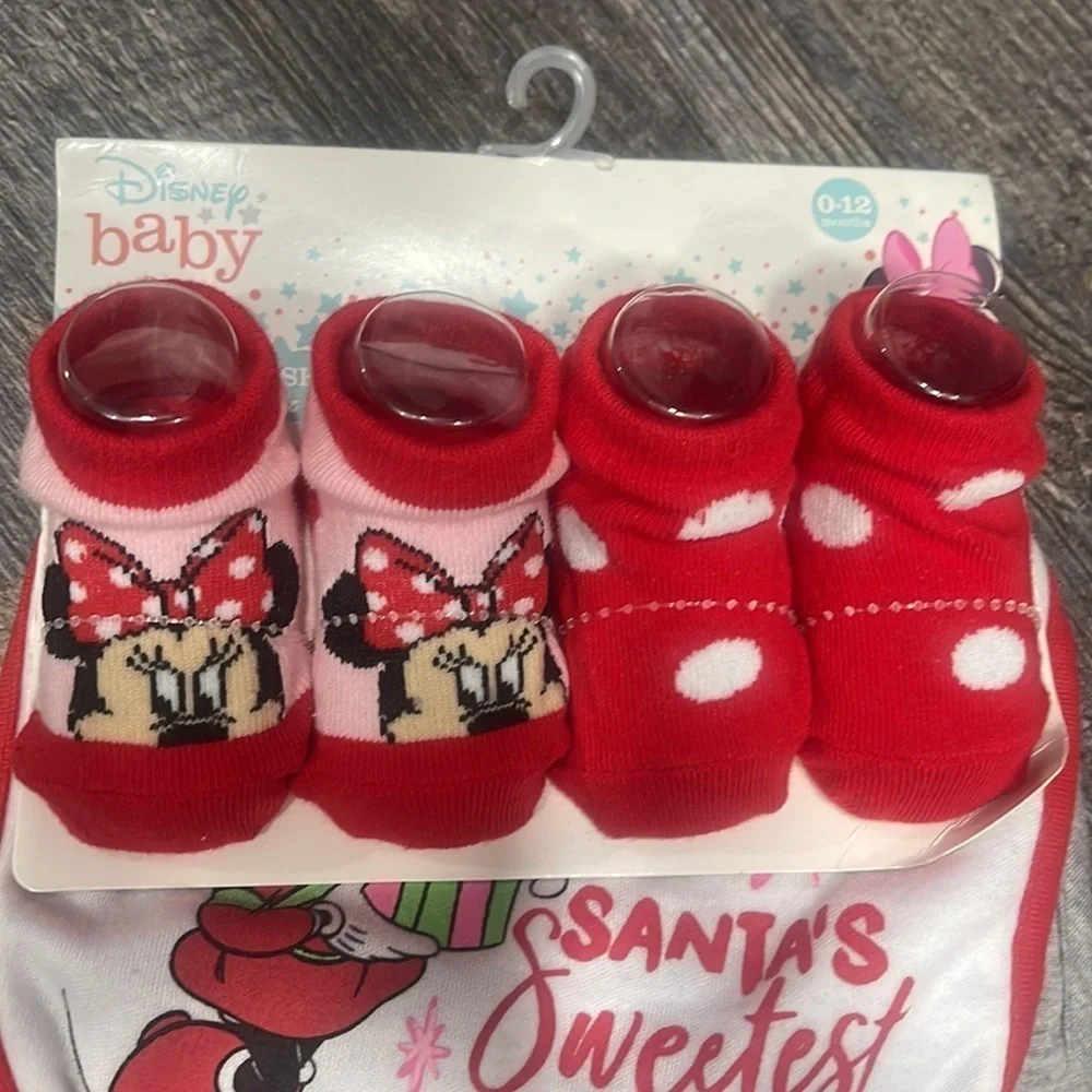 2 baby bibs set